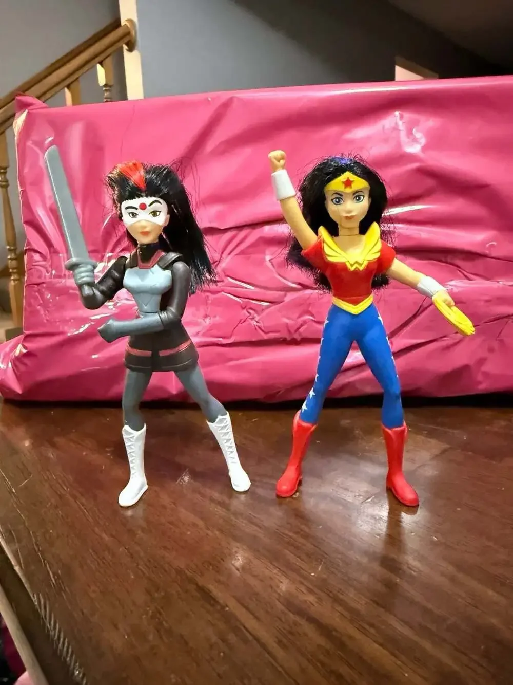 DC Comics McDonald's 2016 Wonder Woman and Katana Action Figure Set